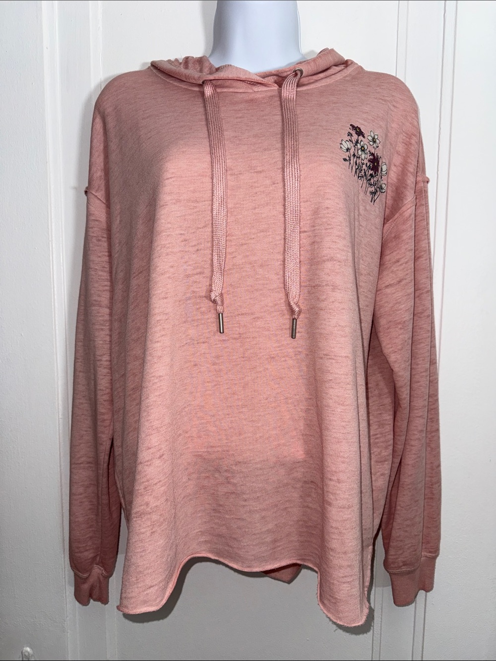 C&C California Peachy Pink Lightweight Hoodie with Small Floral decor size Med